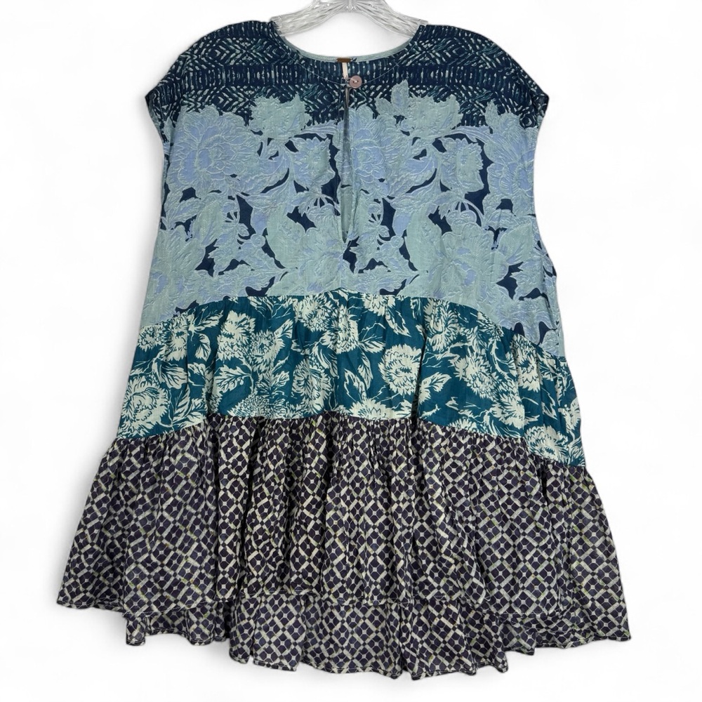 Free People Gotta Have You Tunic Size XS Blue Floral Print Geometric